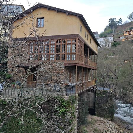 Acea Do Bubal Guest House Os Peares Eksteriør bilde