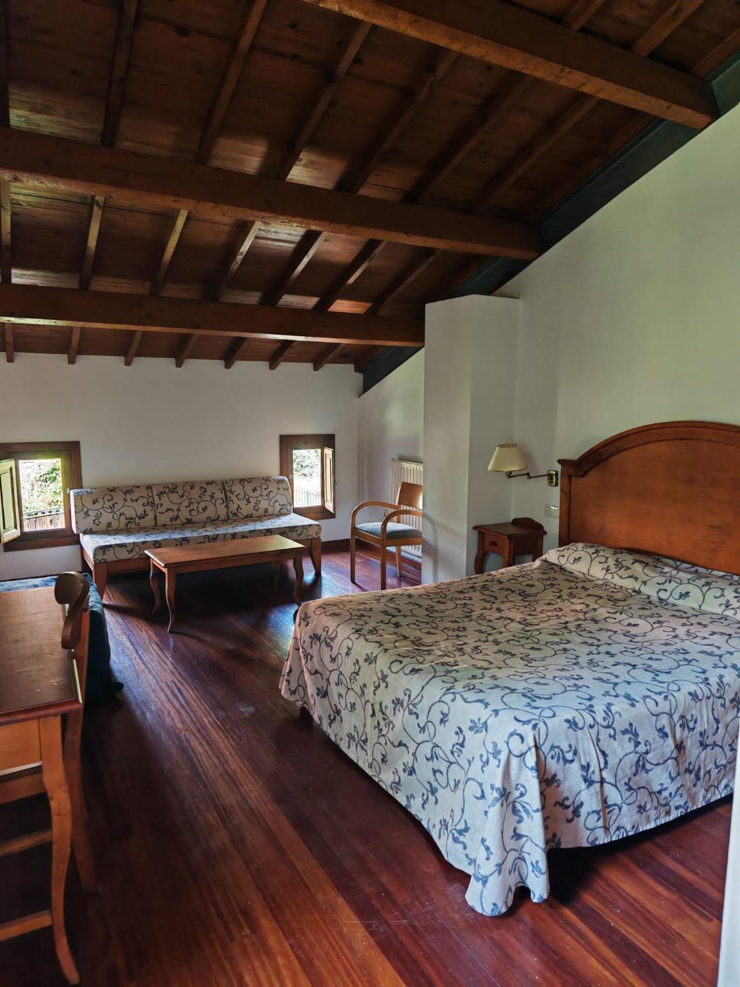 Acea Do Bubal Guest House Os Peares Eksteriør bilde