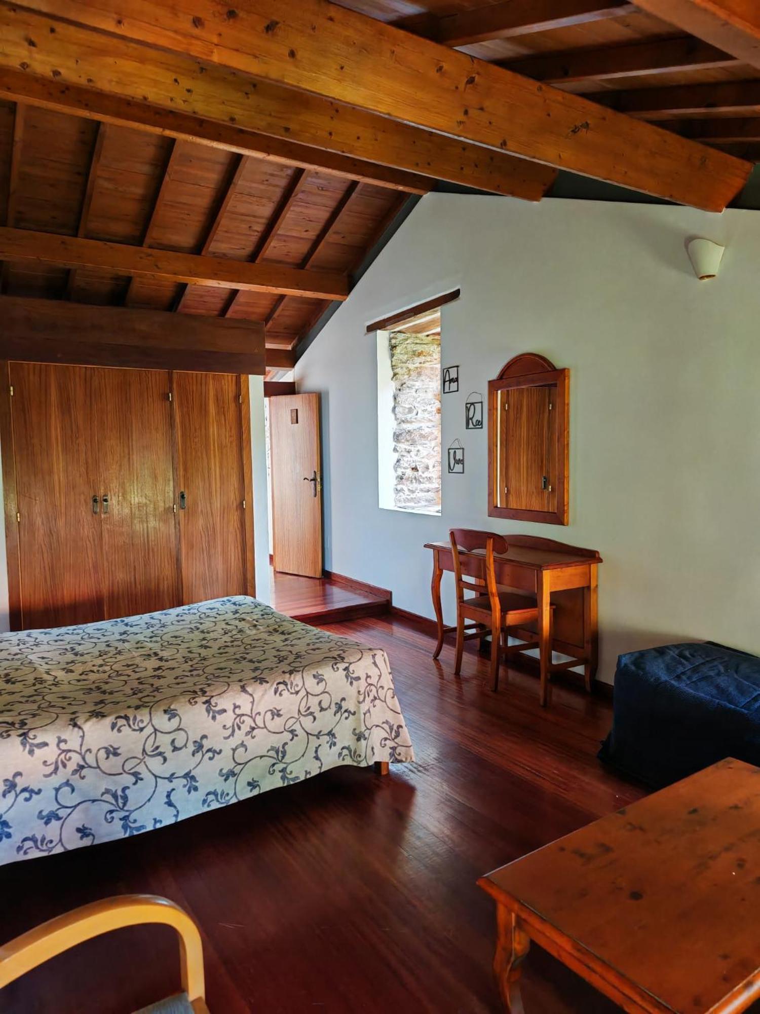 Acea Do Bubal Guest House Os Peares Eksteriør bilde