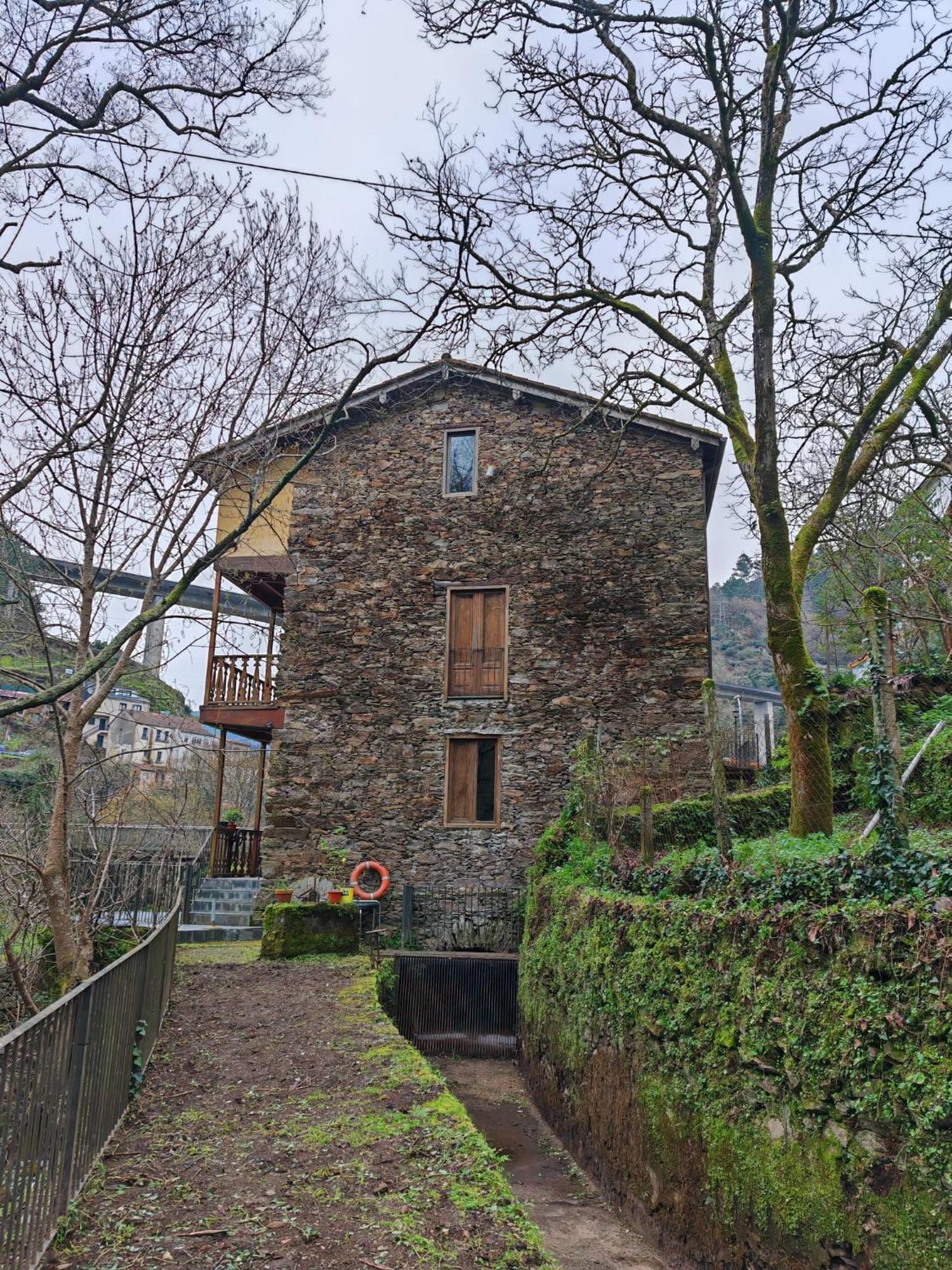 Acea Do Bubal Guest House Os Peares Eksteriør bilde